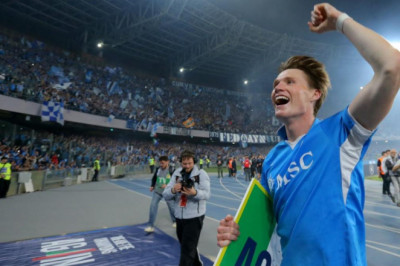 Napoli Belum Puas! Usai McTominay & Hojlund, 4 Pemain MU Ini Masuk Daftar Belanja Musim Panas 2026