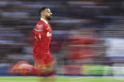 Ke Mana Mohamed Salah Berlabuh? 3 Klub yang Bisa Jadi Pelabuhan Baru Sang Raja Mesir