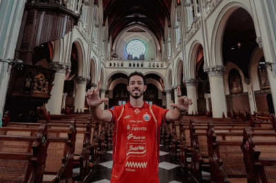 Bintang Persija Jean Mota Cerita Pengalaman Langka Main Bareng Lionel Messi di Inter Miami