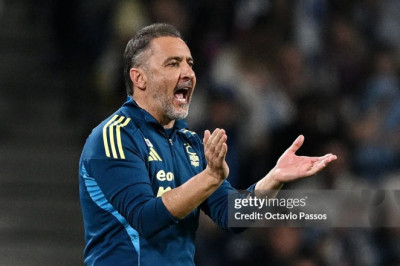 Vitor Pereira Minta Premier League Lindungi Nottingham Forest