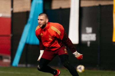 Hasil Pekan 30 Eredivisie: Nasib Berbeda Dua Bintang Timnas Indonesia di Belanda