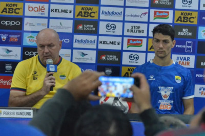 Eliano dan Lucho Kembali, Persib Harus Parkir Uilliam Barros