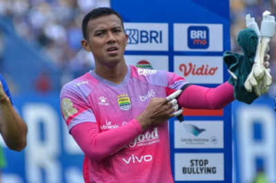Teja Paku Alam Ukir Sejarah di Persib Bandung