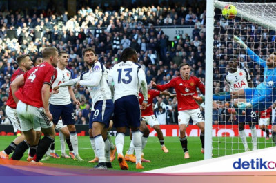 Carrick: Penampilan Tottenham Lebih Bagus daripada Hasilnya