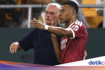 Jose Mourinho ke Jurnalis: Kalian Selalu Kulik Real Madrid