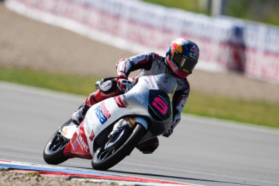 Kualifikasi Moto3 Mandalika 2026: Veda Ega Pratama Start Ke-7, Uriarte Amankan Pole